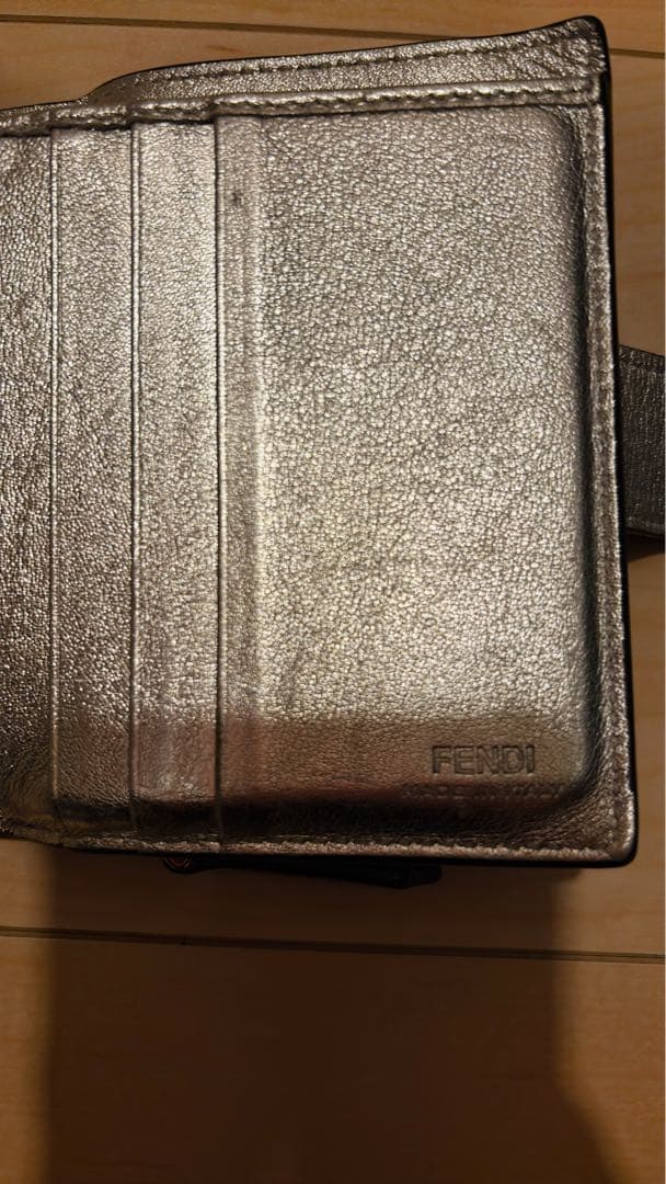 Fendi FFロゴ二つ折り財布 ブラウン/ブラック