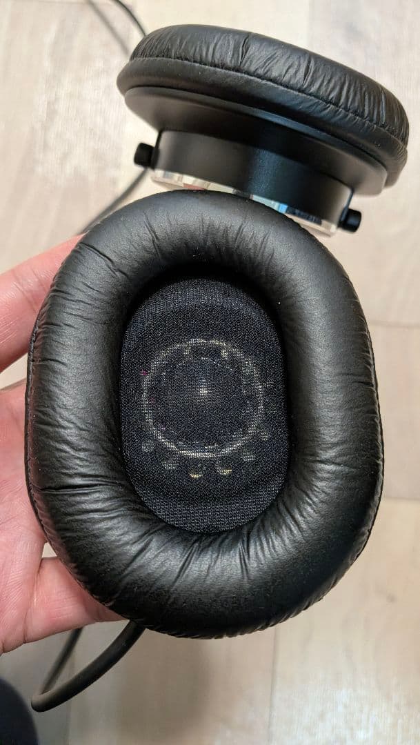 新品 SONY ダイナミックヘッドフォン ブラック MDR-CD900ST