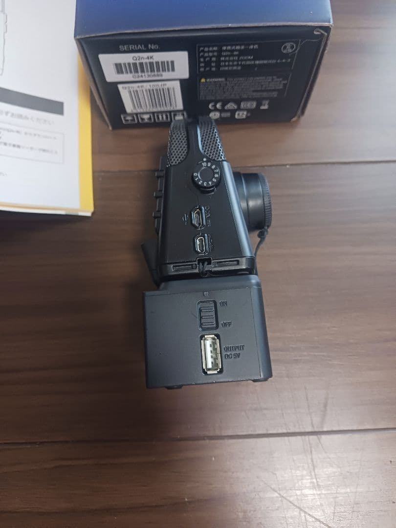 ZOOM Q2n-4K + BCQ-2n(外部バッテリーケース)付き