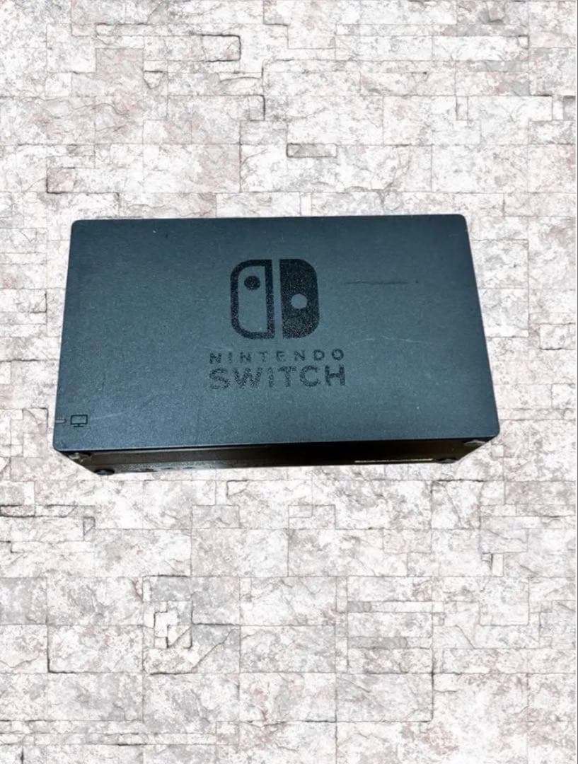 3点セット！NintendoSwitch＆ACアダプター＆HDMIケーブル付き