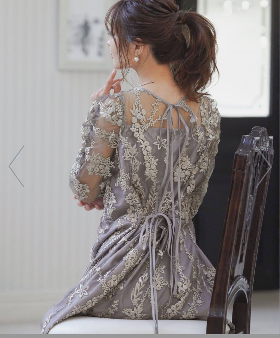 レース長袖マキシワンピース グレー