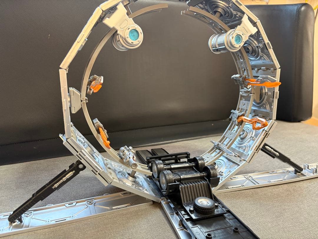 10thアニバーサリー オプティマスプライム＋専用コンテナトレーラー