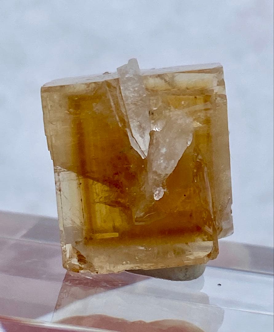 アメリカ　オハイオ州産　フローライト　蛍石　 鉱物標本　天然石