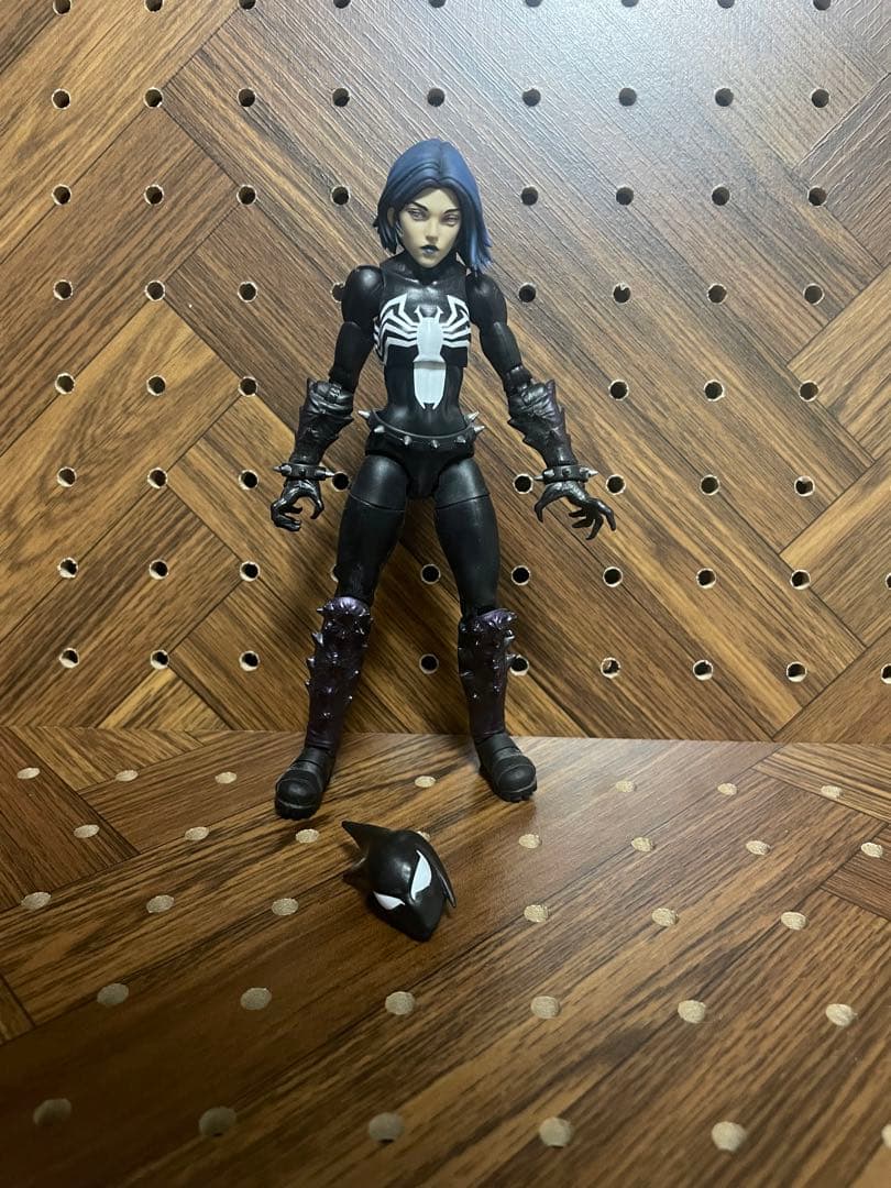 マーベルレジェンド　ヴェノム マニア