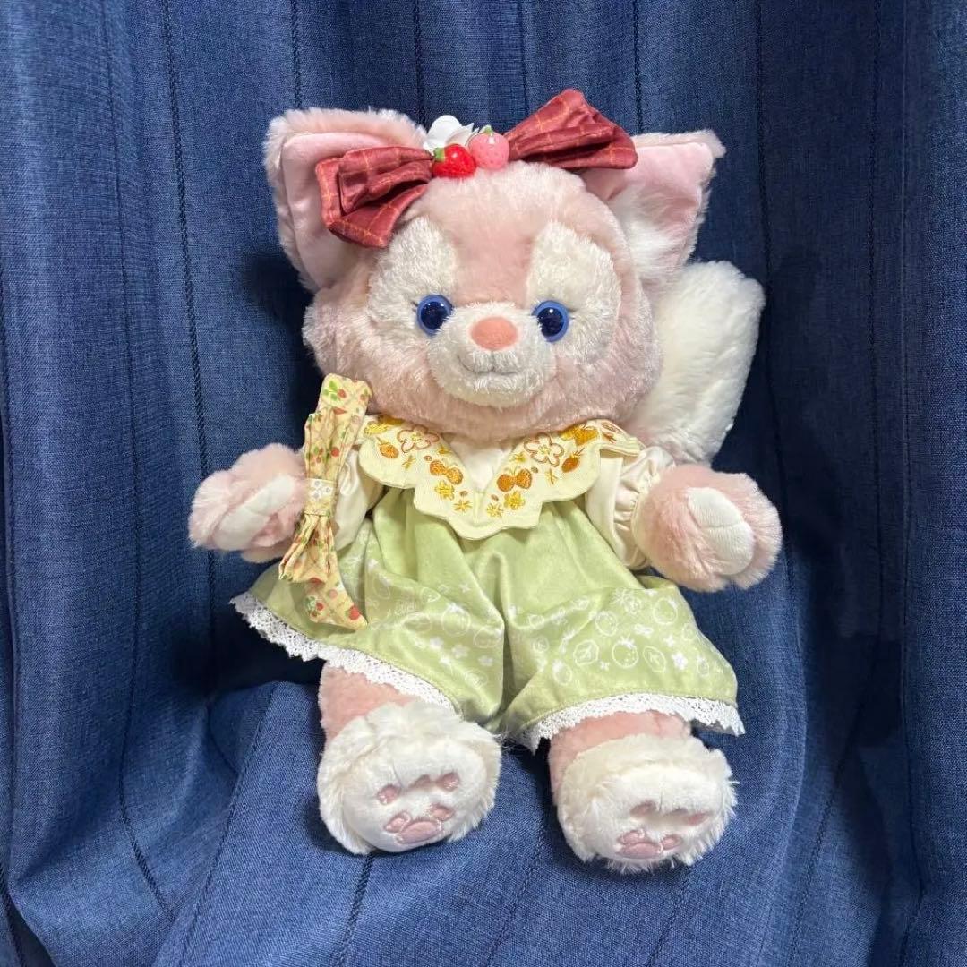 ストロベリーギフト　リーナベル　コスチューム　ぬいぐるみバッジ　ディズニー