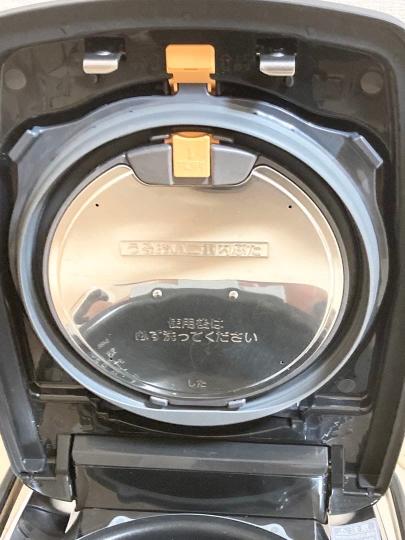 Zojirushi 炊飯器 NW-AT10 黒　象印