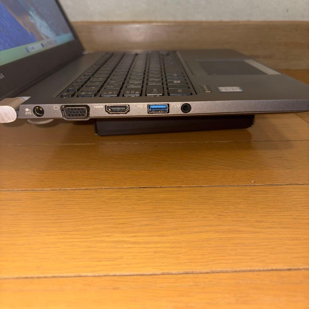 東芝 Dynabook R63/D Core i5-6300 win11 SSD