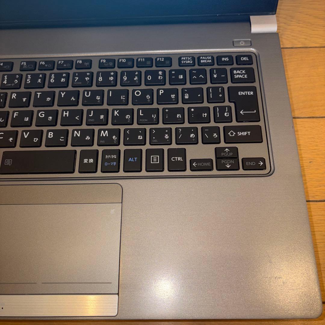 東芝 Dynabook R63/D Core i5-6300 win11 SSD