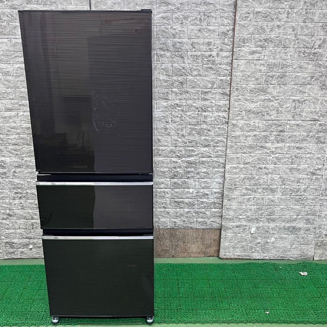 647 最新デザイン　木目調　大人気　冷蔵庫　大型　300L強　自動製氷機