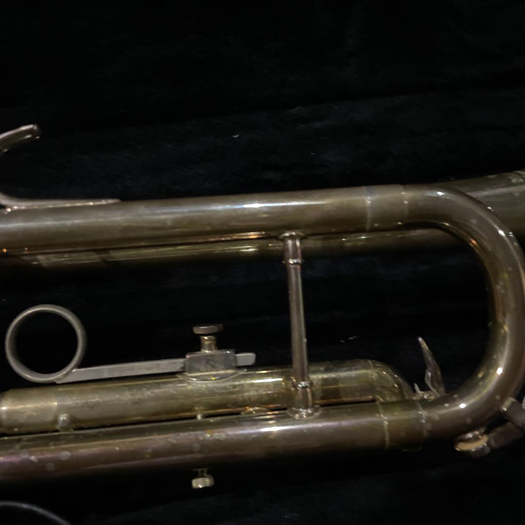シルバー トランペット ケース付き　消音器付き