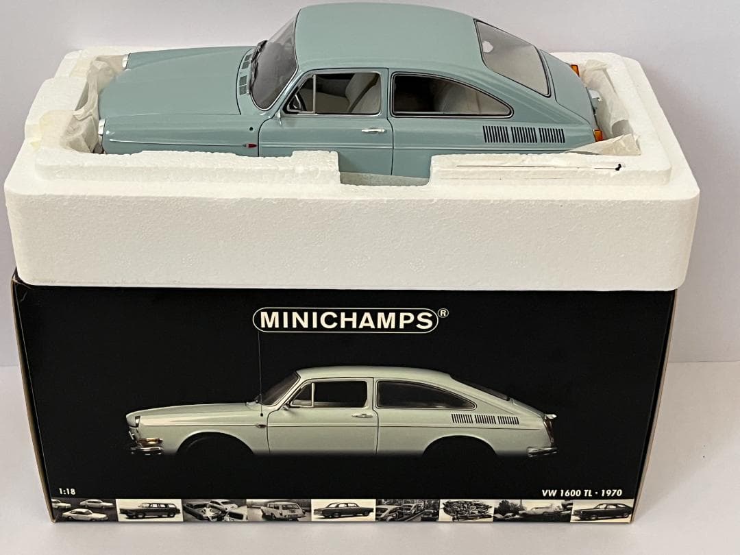 ミニチャンプス PMA 1/18 VW1600 TL 1970 ライトブルー美品