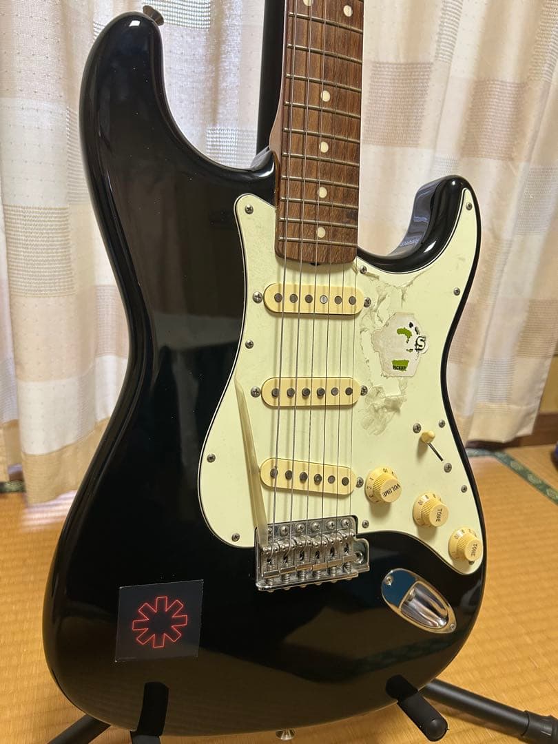 Fender Japanストラトキャスター　黒
