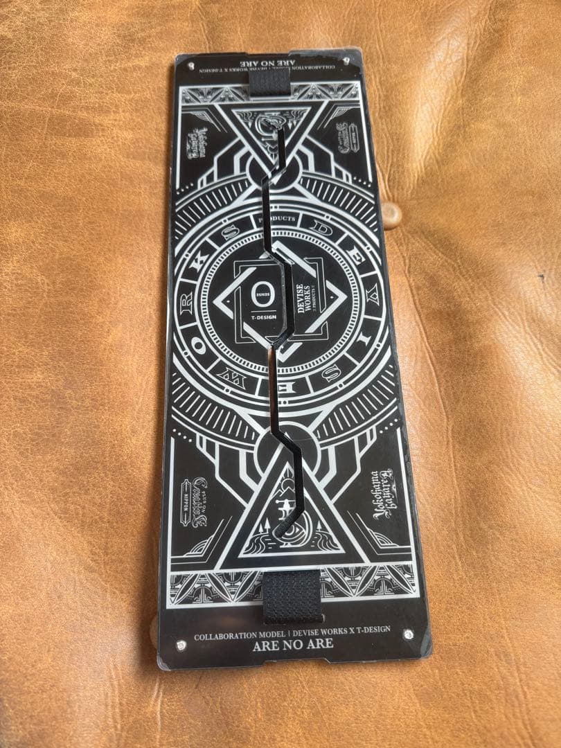 デバイスワークスARE NO ARE コラボレーションモデル