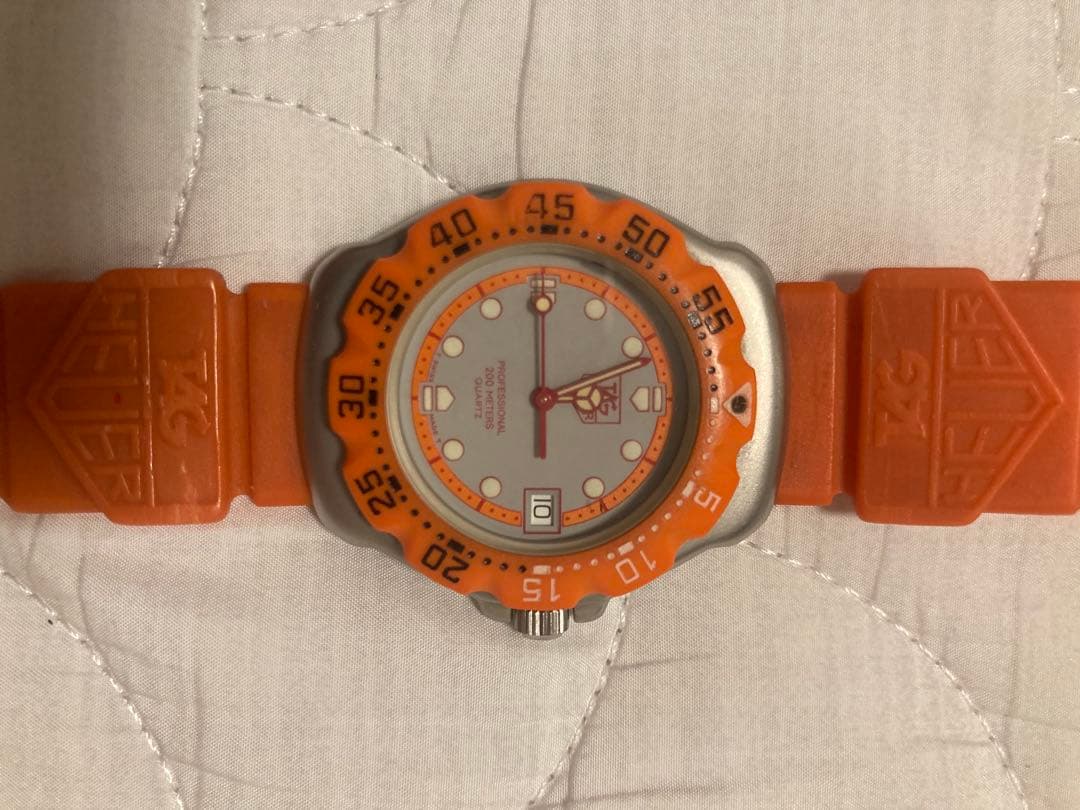 タグホイヤー懐かしいダイバーズウォッチ TAG Heuer オレンジラバーベルト