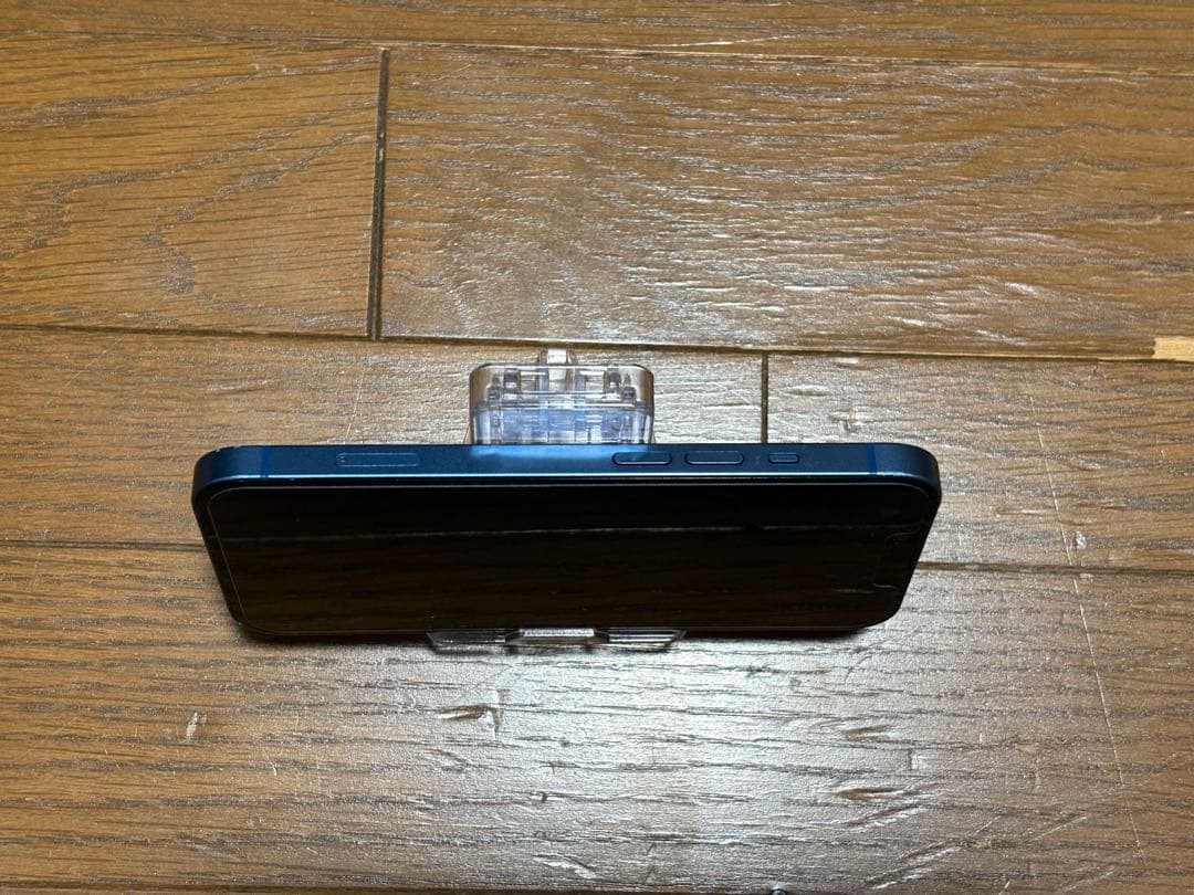 【箱付き】Apple iPhone 13 本体128GB ひび割れ有