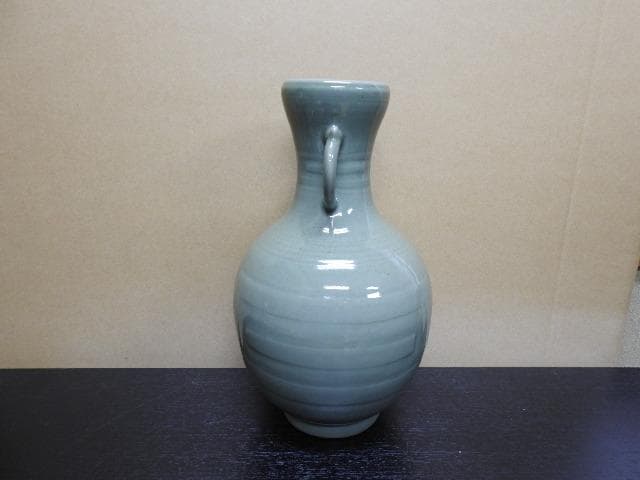 三田青磁耳付花器　保存箱　MA79