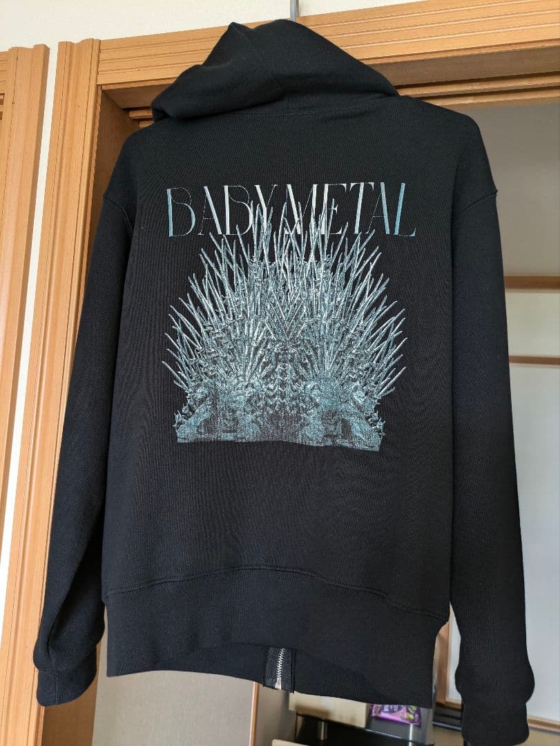 BABYL RETURNS ジップアップフーディ Mサイズ