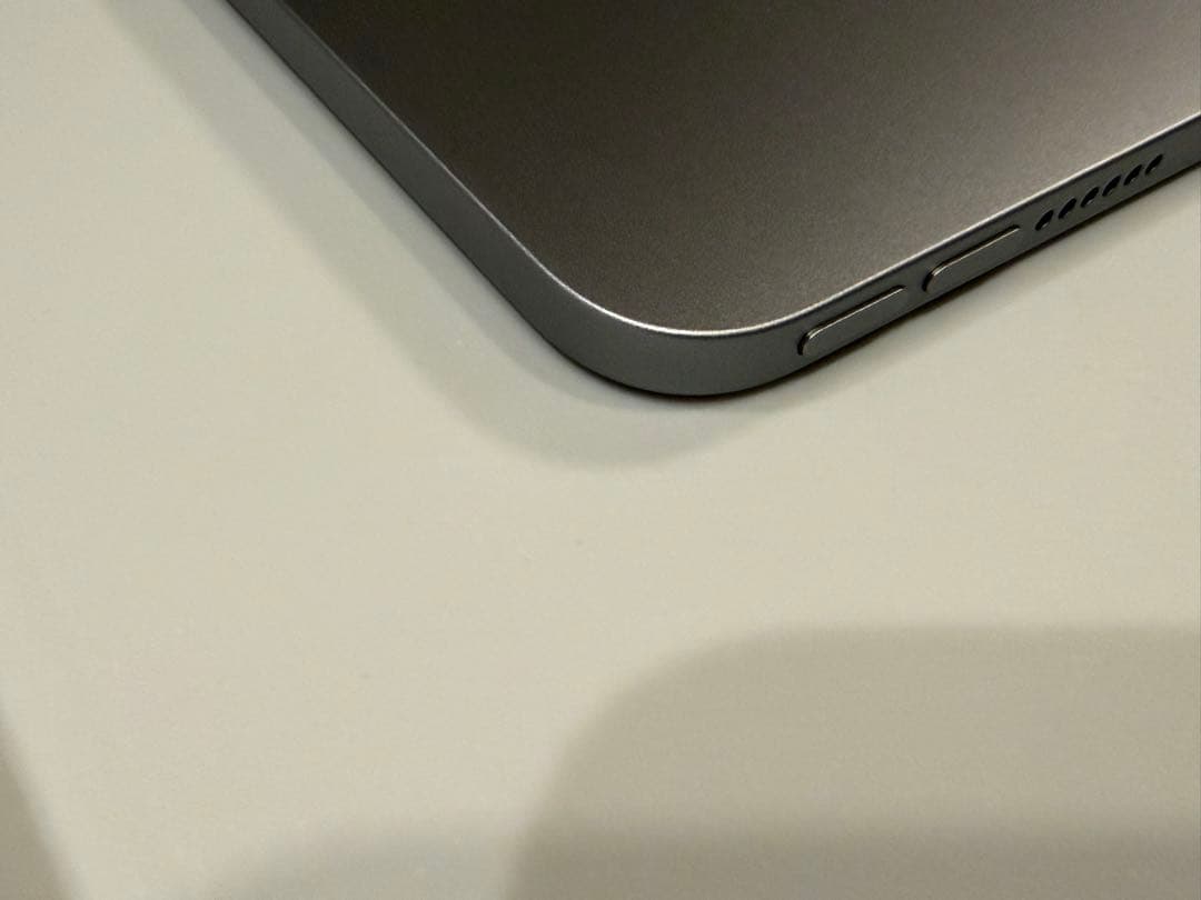 iPad mini 7 (A17Pro) 128GB スペースグレー