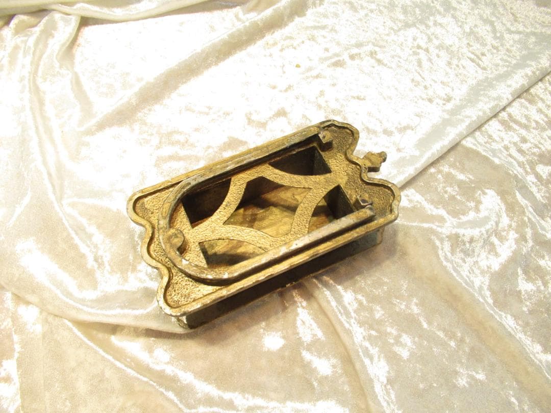 ドアノッカー　真鍮製 イギリス