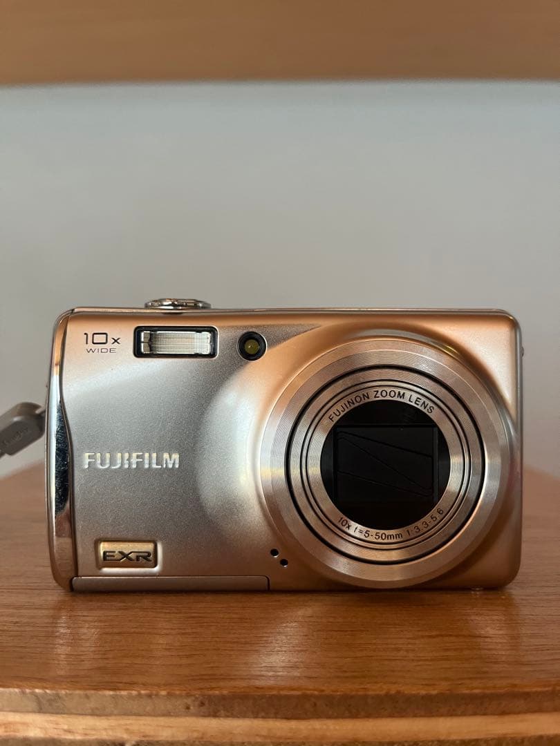 Fujifilm コンパクトデジタルカメラ