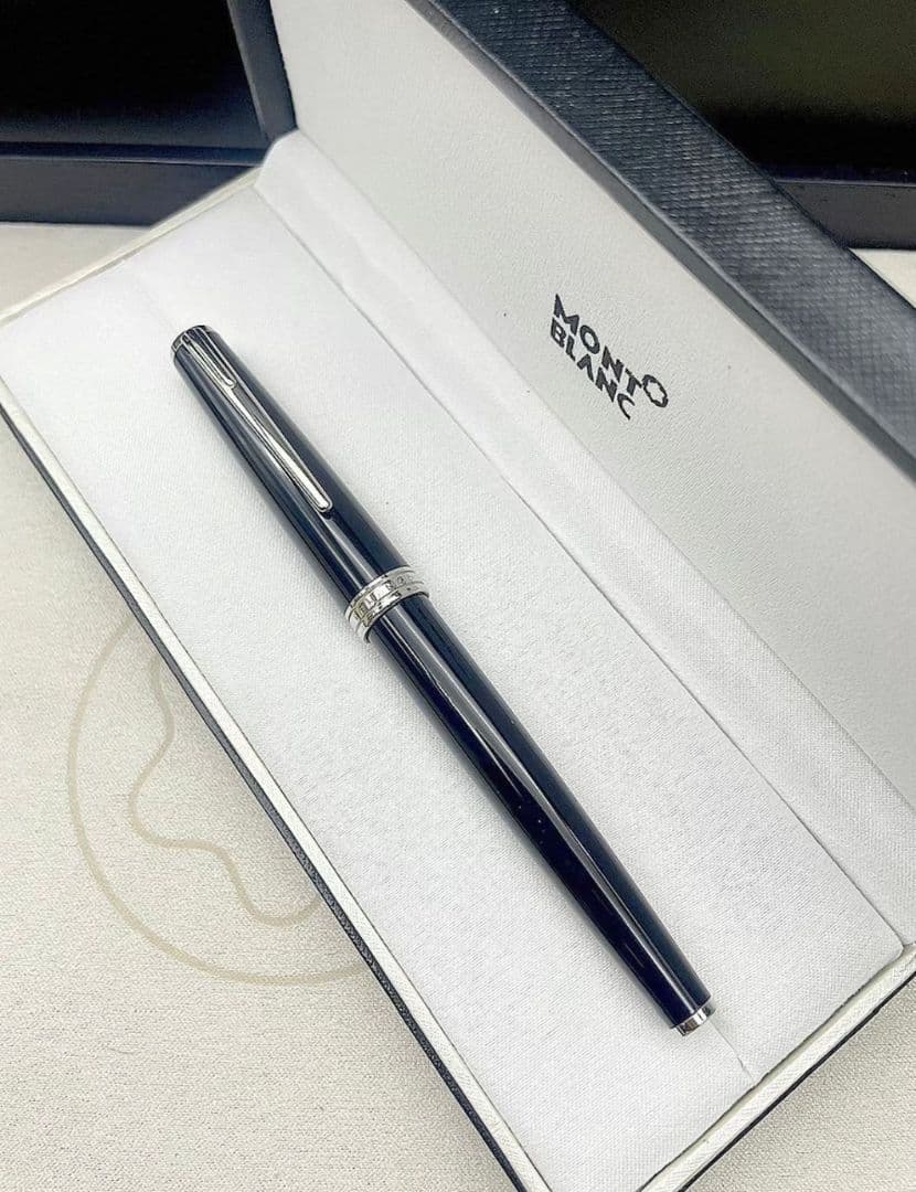 MONTBLANC ボールペン 黒