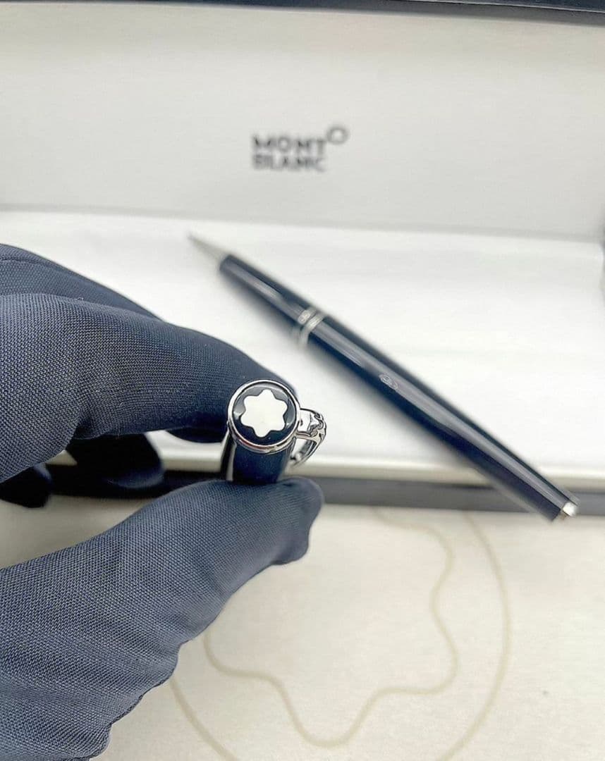 MONTBLANC ボールペン 黒