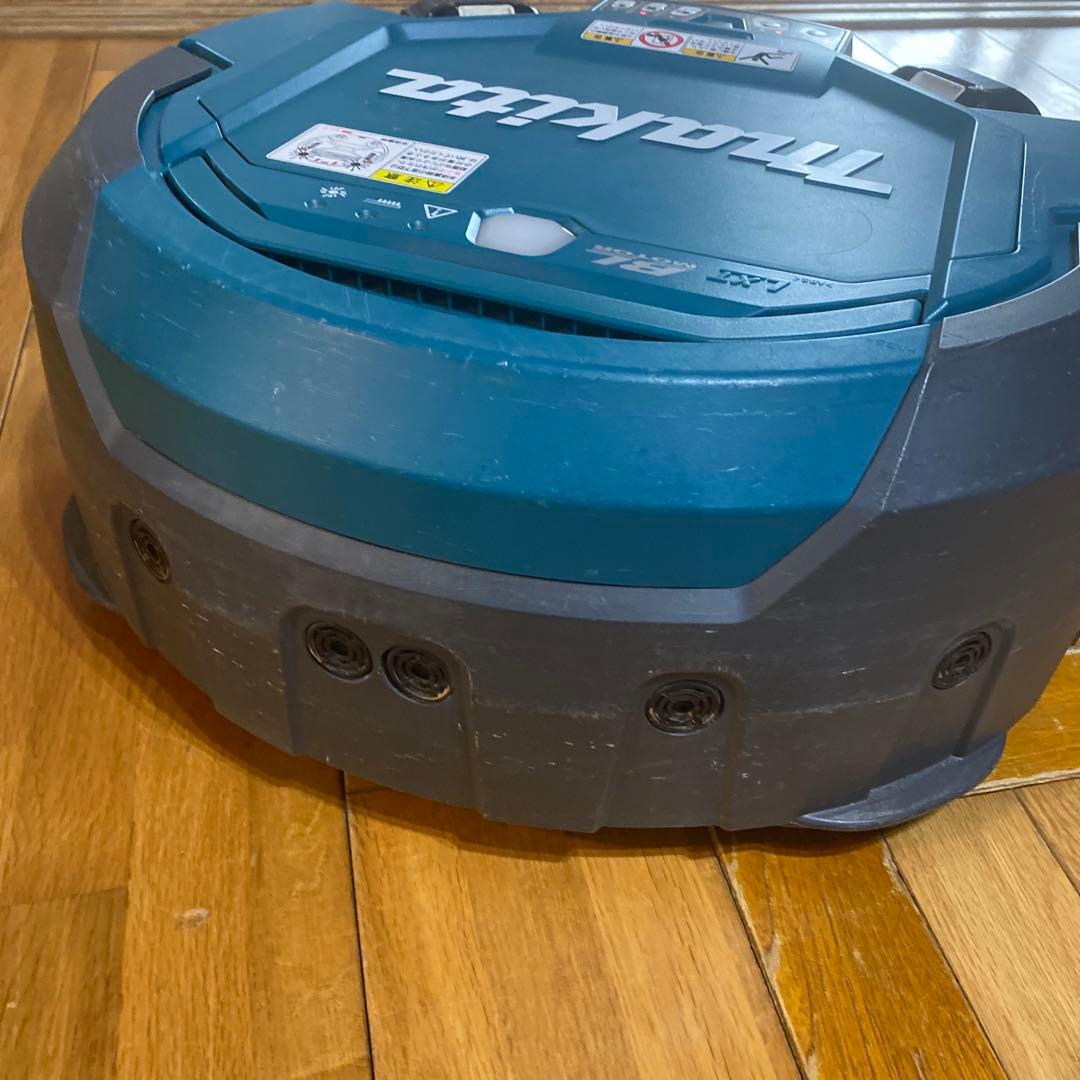 ブ*2様 グ*ウ様 マキタ　ロボットクリーナ　RC200D ジャンク