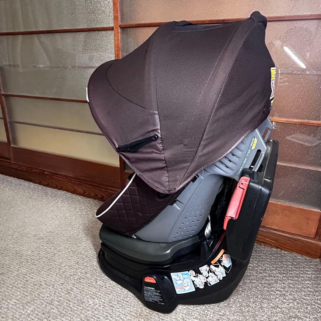 【美品】 combi コンビ ラクティアターンEG チャイルドシート
