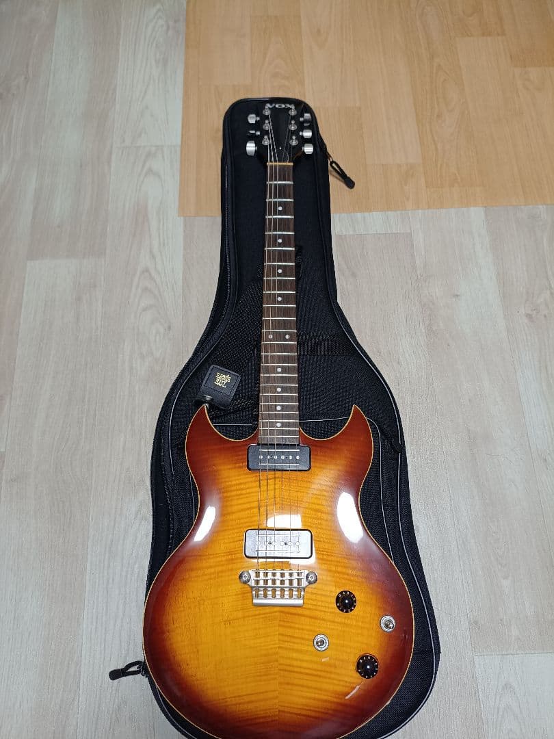 【美品】VOX エレキギター SDC-33 サンバースト