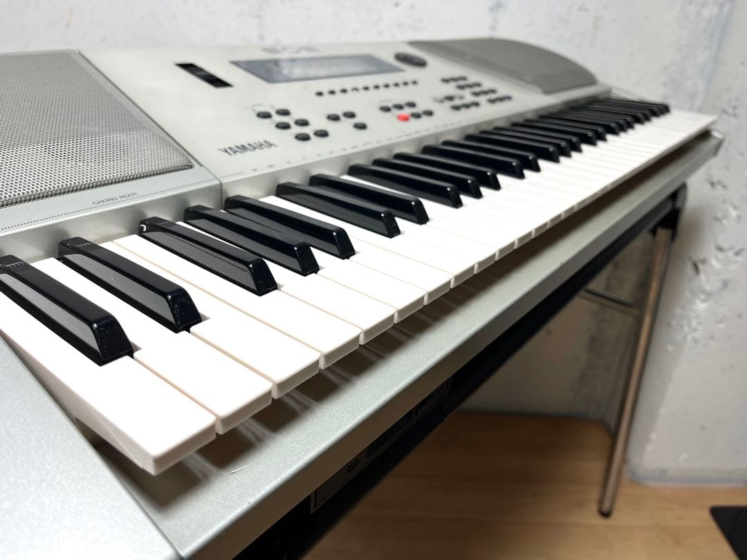 ヤマハ シンセサイザー EOS B900 小室哲哉 監修 スタンド付き