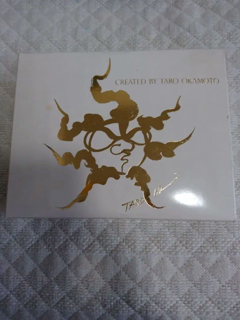 岡本太郎　トランプ　ハードケースと外箱付き