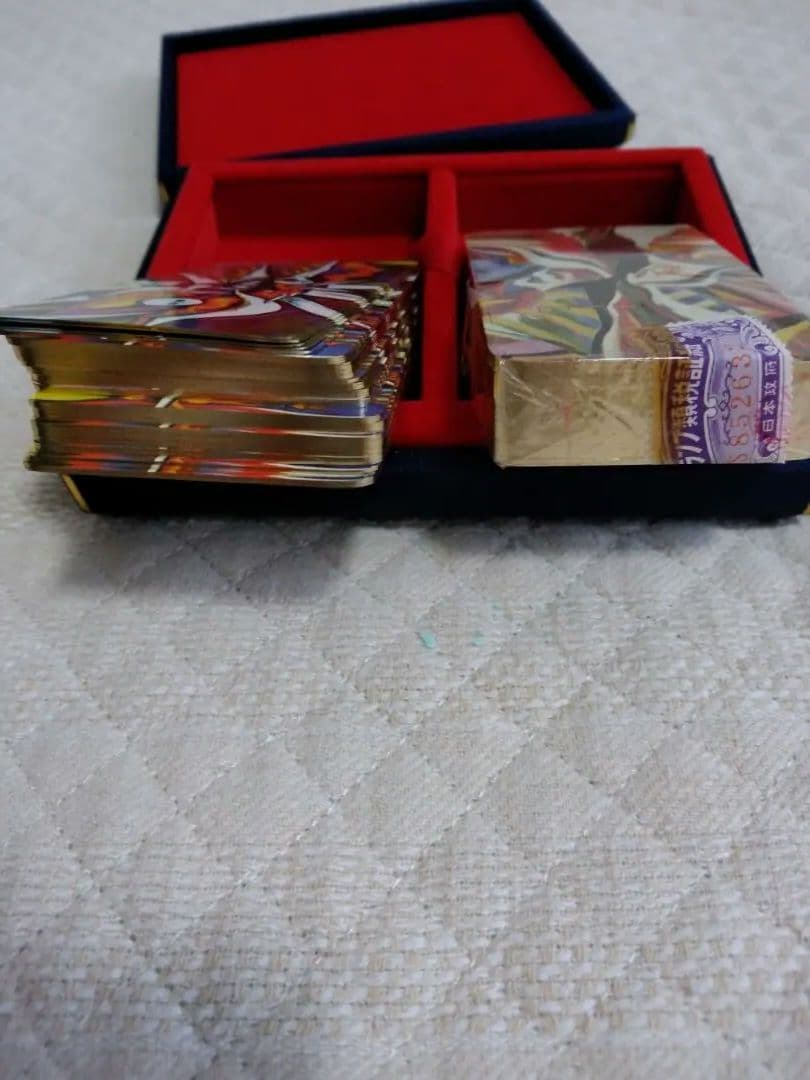 岡本太郎　トランプ　ハードケースと外箱付き