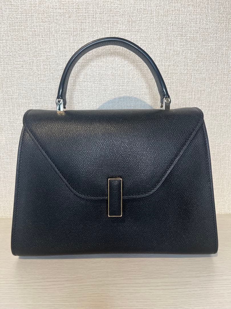 こそ★【ほぼ未使用】valextra イジィデ ミディアム ブラック