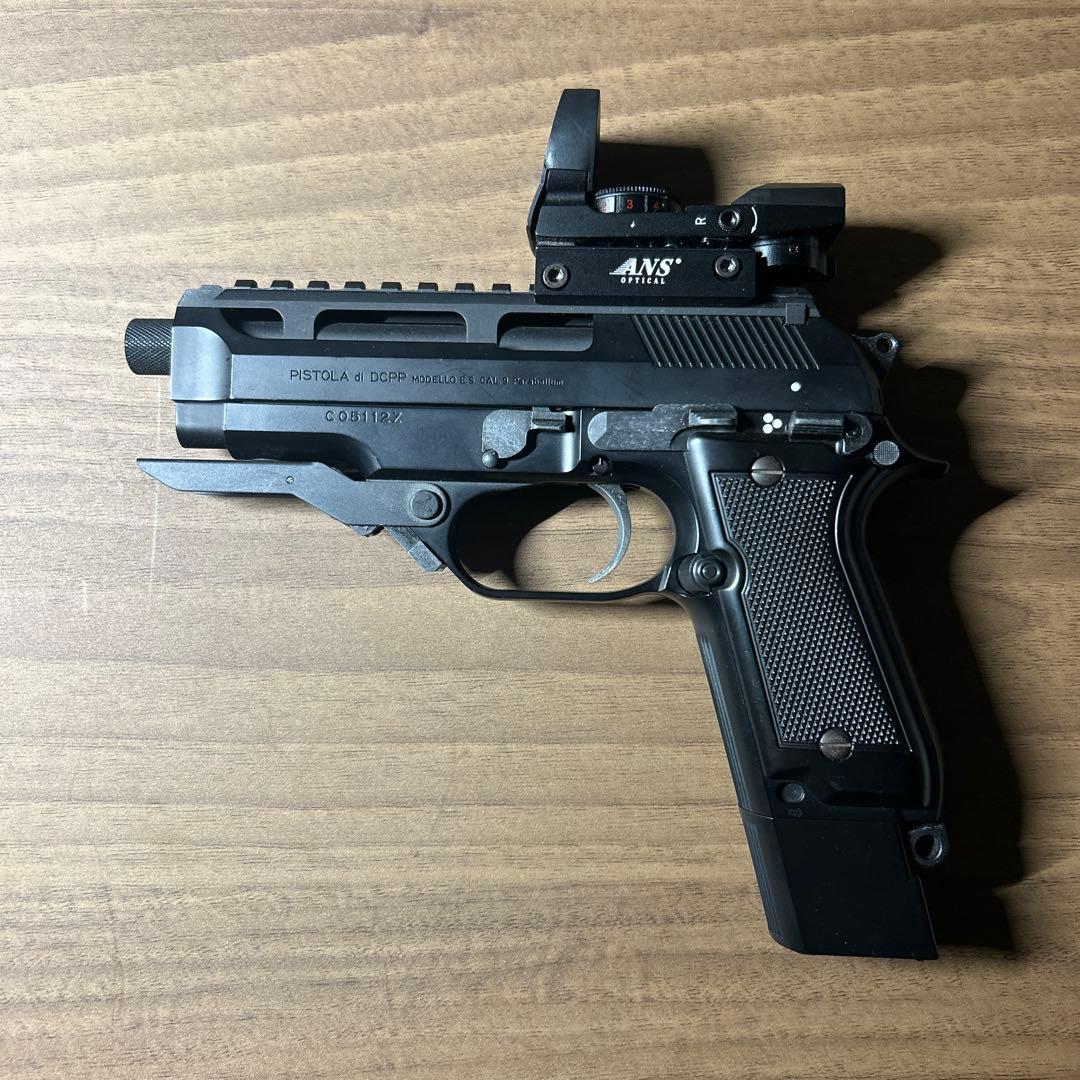 東京マルイ　電動ハンドガン　ベレッタM93R