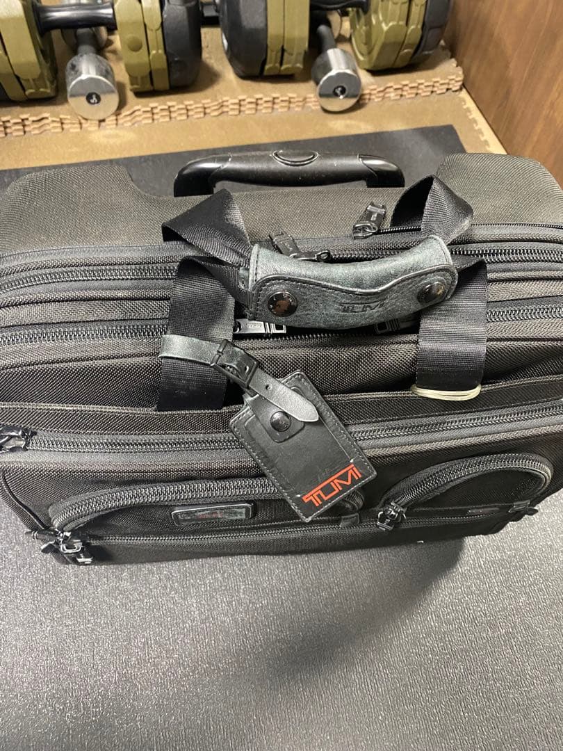 【最終値下げ】 TUMI ALPHA 2輪 Deluxe Expandable