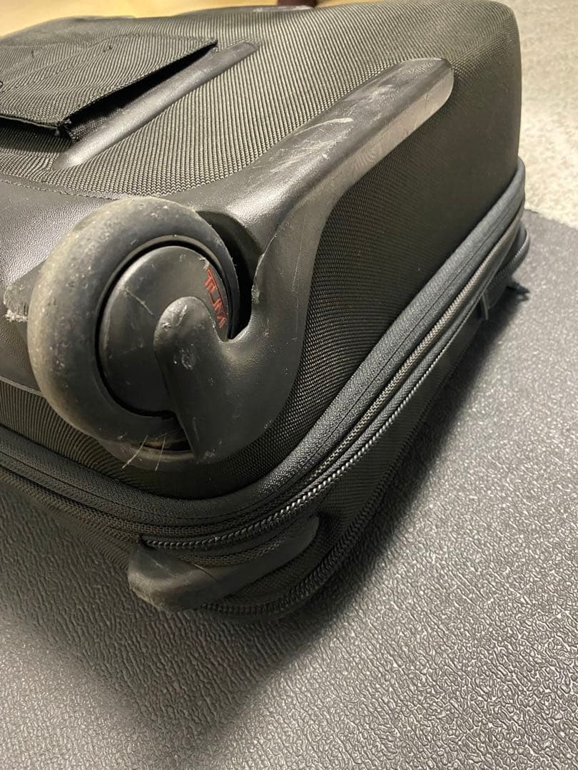 【最終値下げ】 TUMI ALPHA 2輪 Deluxe Expandable