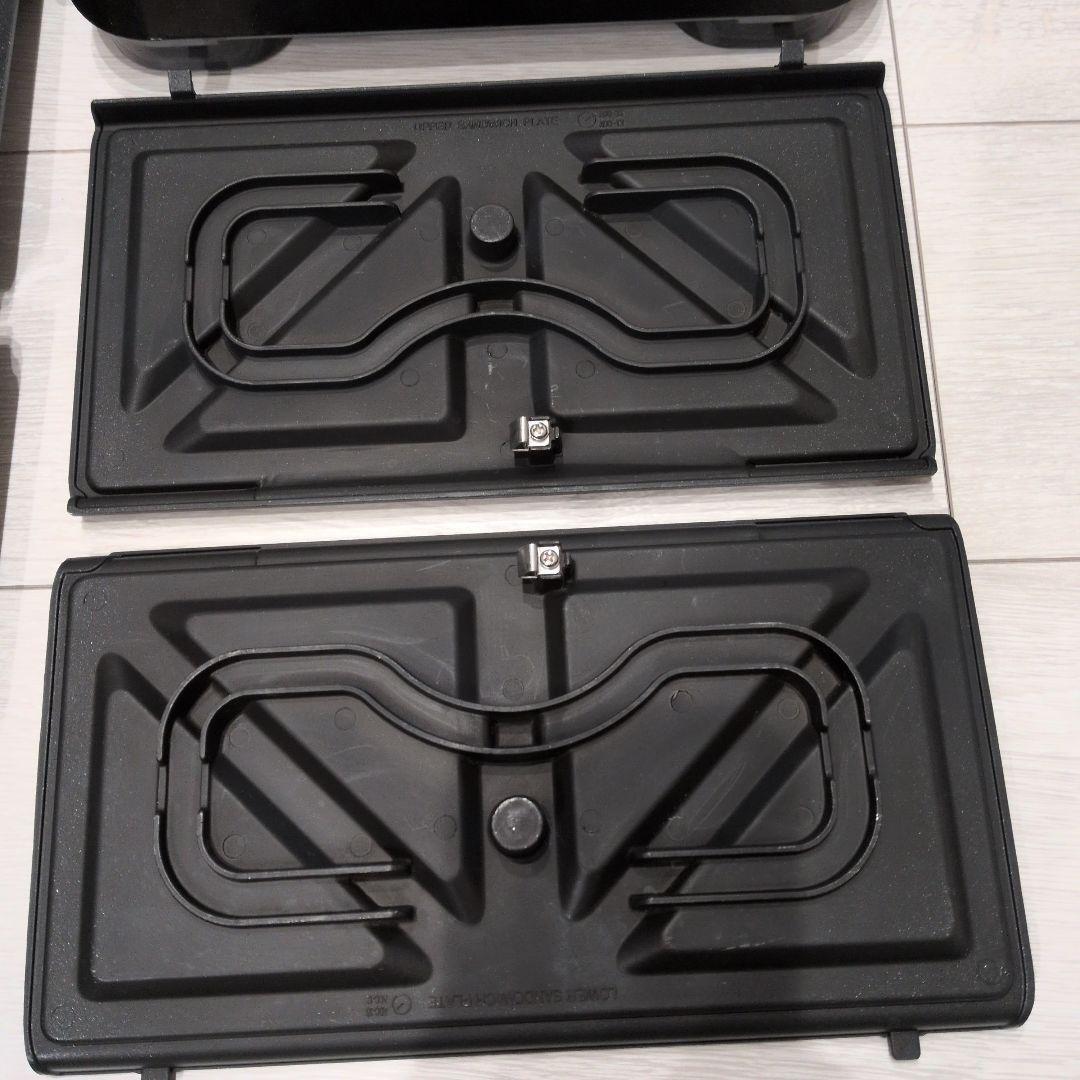 キッチン家電 DeLonghi MULTI GRILL everyday SW13ABCJ-S