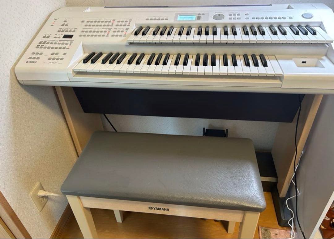 ヤマハ ELB-02 STAGEA エレクトーン ステージア　2016年製