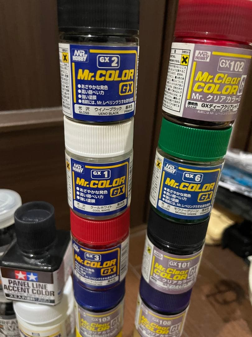 V*❌様 プラモデル用品　塗料