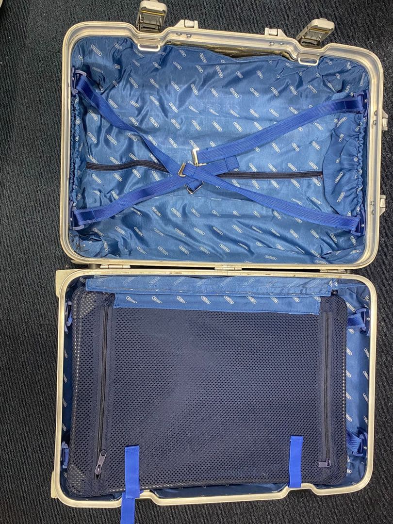 RIMOWA シルバーインテグラル 青ロゴ