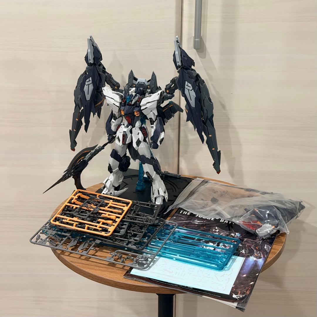 ロボット ZERO GRAVITY 1/100 JUDGE