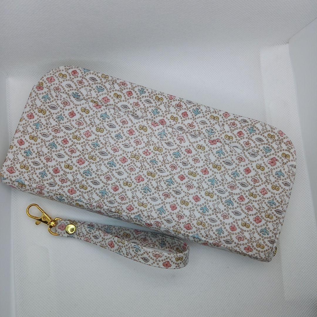 まぁちゃん様　ラウンドファスナー長財布