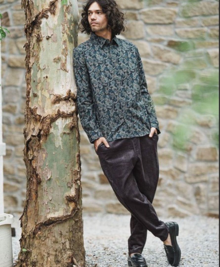 【カンビオ】2024年末新作　コーデュロイ　テーパードパンツ　ブラック　M