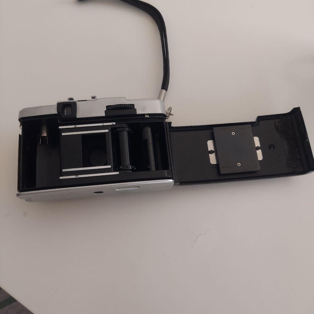 OLYMPUS PEN EE-3 / EE3　カメラ