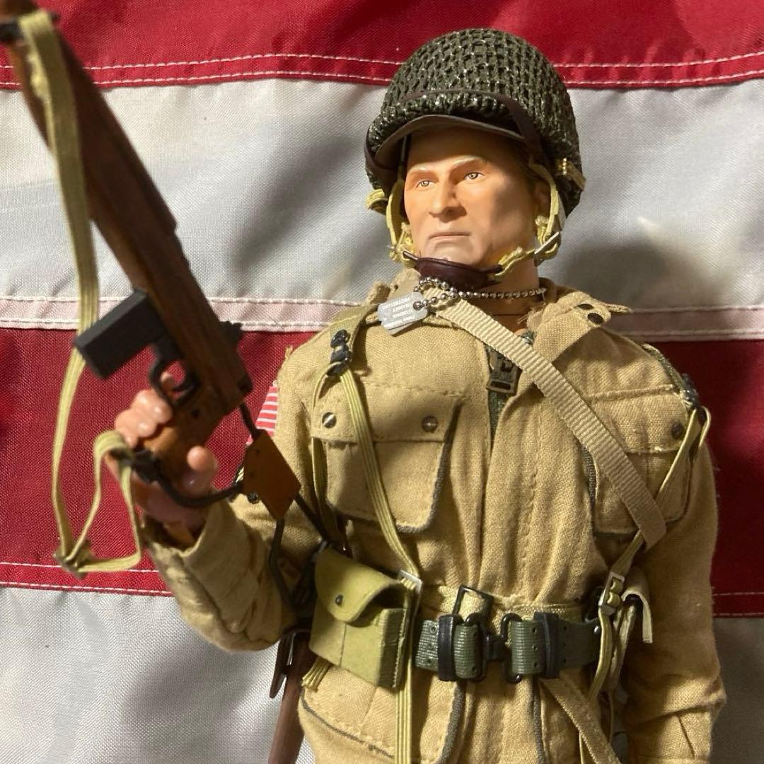 ドラゴンモデルズ1/6米陸軍第82空挺師団トム先遣部隊員&デァニー軍曹2体セット