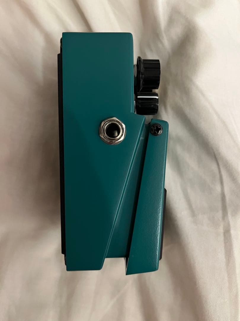 BOSS Tremolo TR-2 エフェクター