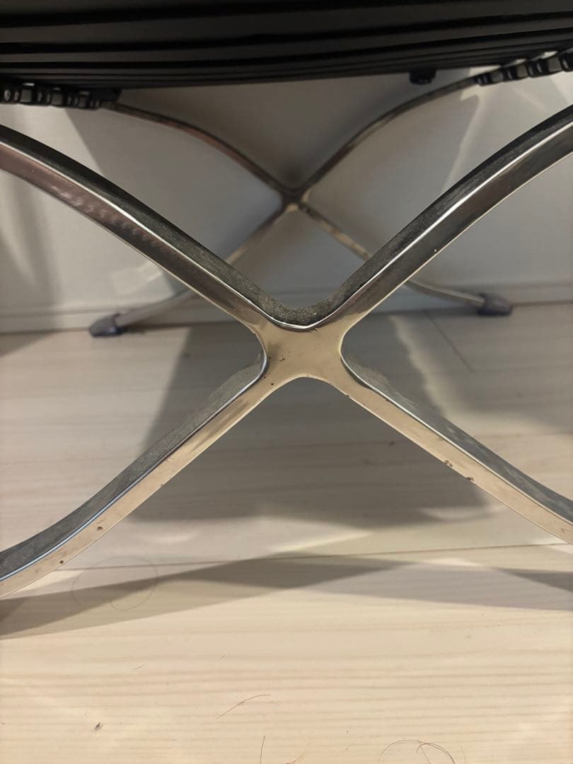 ミースファンデルローエバルセロナスツールチェアKnoll / ノル　リプロ