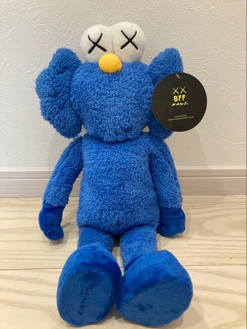 2体セット限定品KAWS Seeing KAWS BFF PLUSH ぬいぐるみ