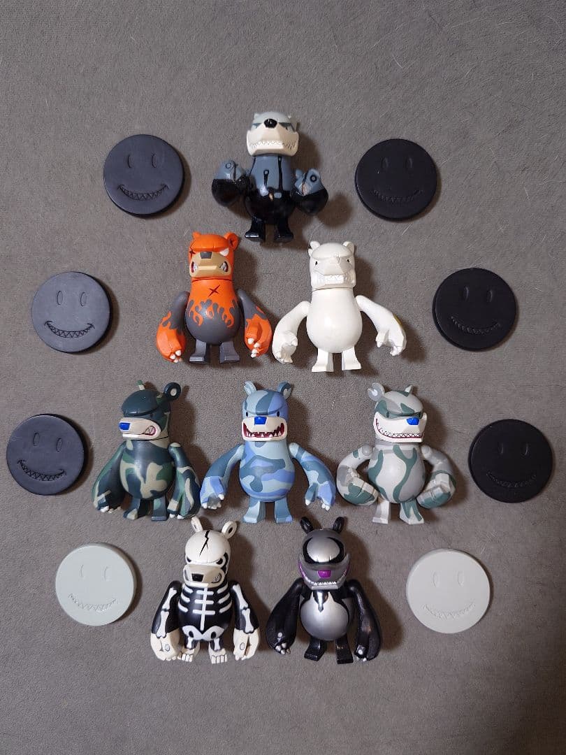 TOUMA ナックルベア ガチャ KNUCKLE BEAR 8体セット