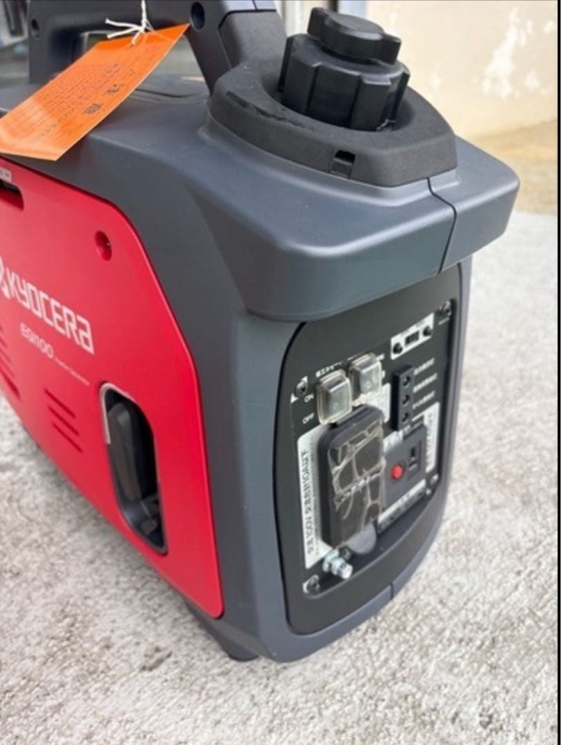 京セラ　KYOCERA発電機　携行缶セット